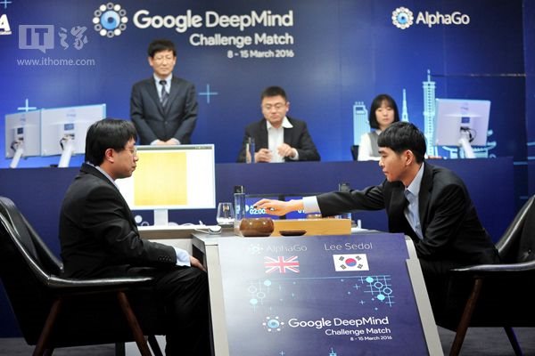AlphaGo要逆天：韩专家称其故意输李世石一局