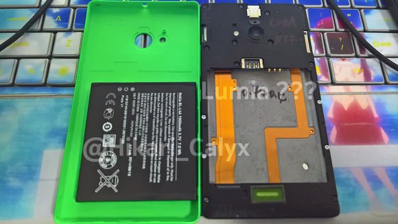 疑似微软Lumia530/540原型机图片曝光：不同于诺基亚Lumia530