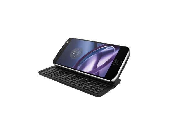 摩托罗拉推出全新手机模块：复古侧滑全键盘