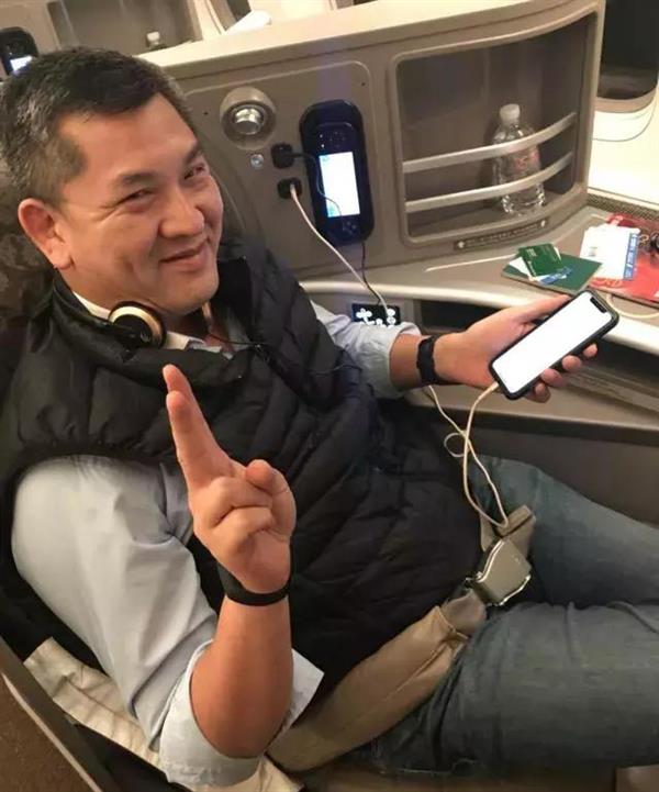 中国民航正式解禁手机：机组乘客集体晒照