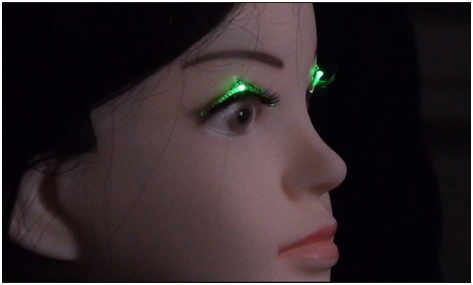 日本研发LED眼睫毛：可跟随音乐旋律闪烁