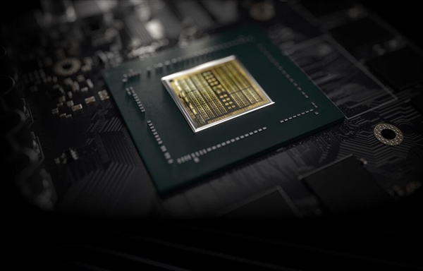 AMD展示64核EYPC处理器性能：比Intel至强8280快一倍以上