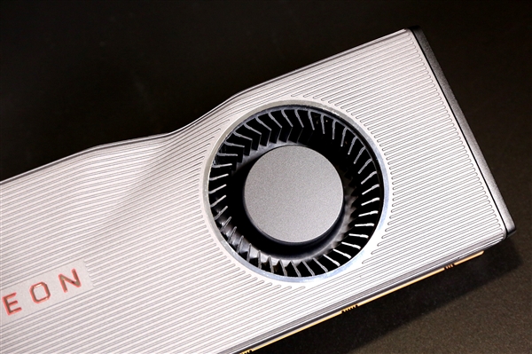 AMD显卡将支持BFloat16浮点：AI性能飞跃