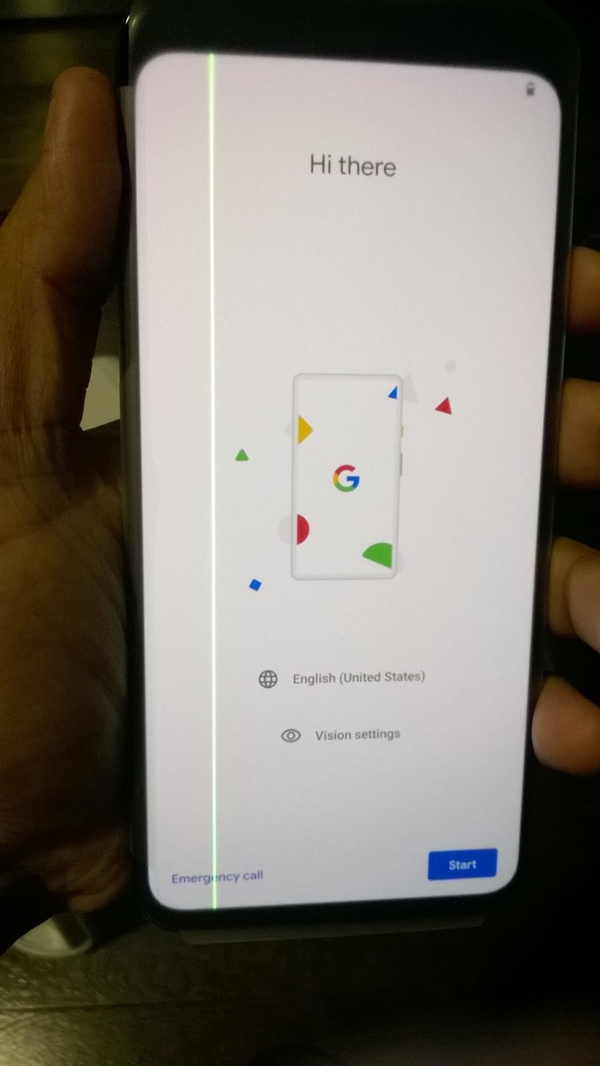 谷歌Pixel 4 XL屏幕出现绿线条纹