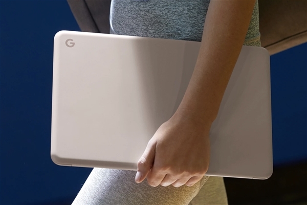 粉色版Pixelbook Go终于开售：起售价849美元 搭载Chrome OS
