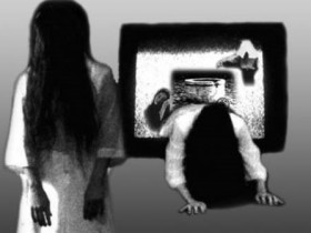 女子半夜爬窗偷网吧,老板吓尿了以为是贞子