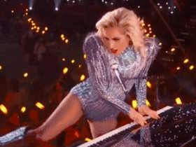 30秒500万,美国今年最贵广告貌似都是一个主题:怼川普