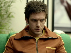 知乎沉默:一人饰244角的王路飞,原来是一位精神病患者