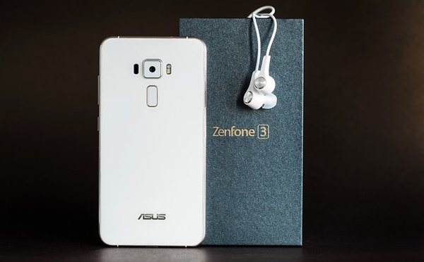 华硕ZenFone 5曝光：异形全面屏+背部指纹