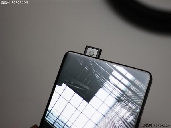 vivo APEX概念手机解析：不止98%屏占比