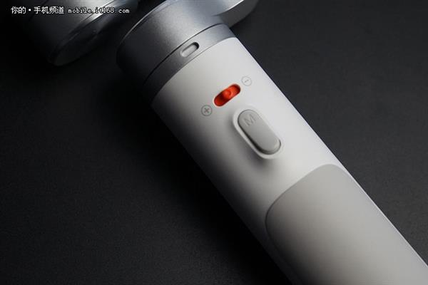 米家手持手机云台上手：599元贴心摄影助手