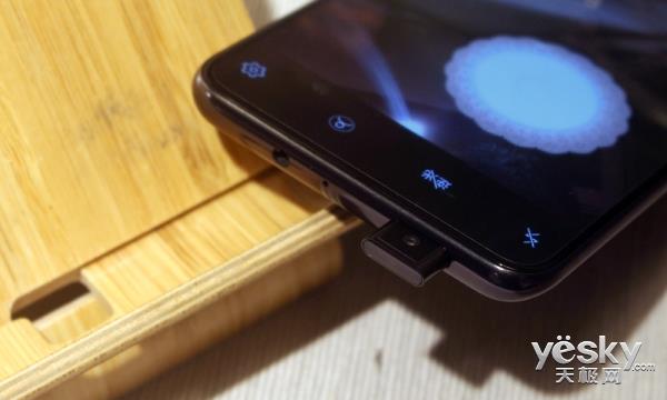 vivo NEX旗舰版上手：全屏AI领先未来至少一年