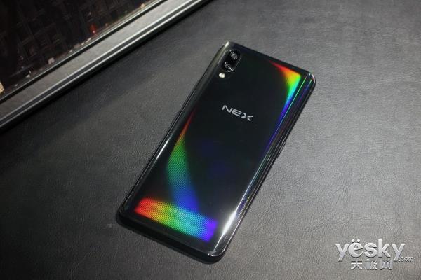 vivo NEX旗舰版上手：全屏AI领先未来至少一年