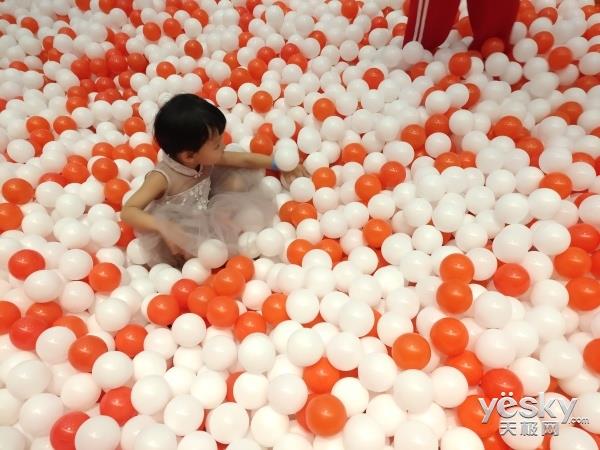 vivo NEX旗舰版上手：全屏AI领先未来至少一年