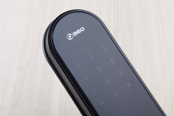 360智能门锁M1青春版上手：699元价格屠夫 推动智能门锁普及