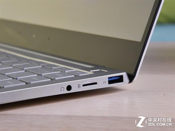 2499元同价位不二之选 中柏EZbook X4pro上手