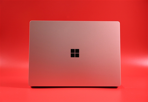 10月2日见？微软有望推出AMD锐龙处理器版Surface Laptop 3