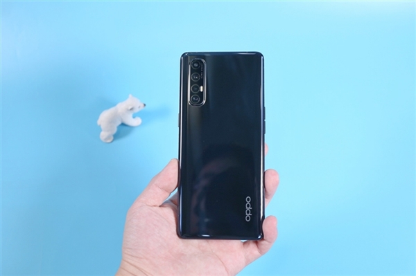 OPPO Reno 3 Pro印度版真机曝光：全球首款44MP自拍手机