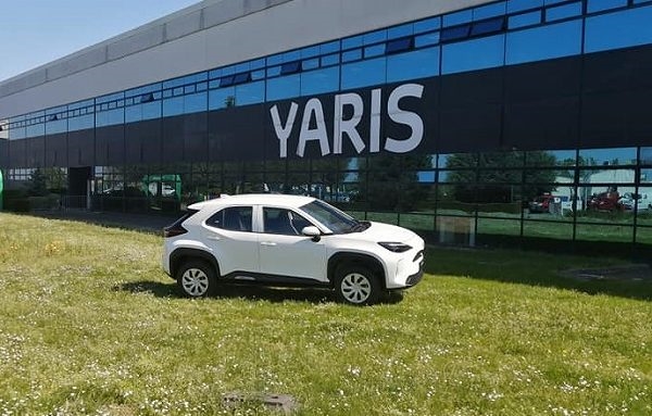 小号RAV4！丰田全新小型SUV实车首曝：TNGA+混动